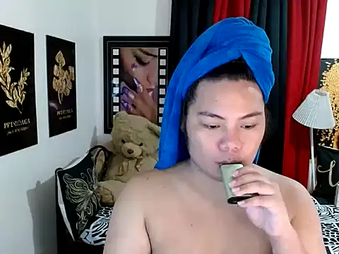 TSbrianaHugeCock online show from June 2026 03:11:01 PM