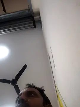 Snapshot of machoguyyy chatting on September 2025 11:10:01 AM machoguyyy online show from September 2025 11:10:01 AM