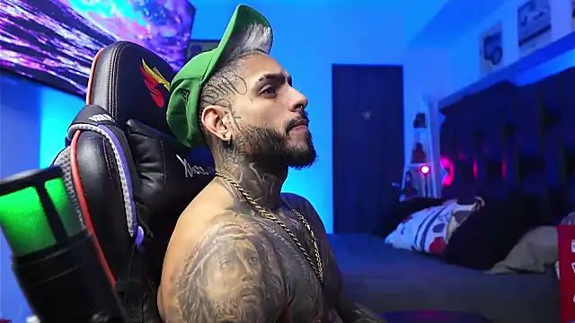 logan hugh8 online show from January 2026 11:36:01 PM