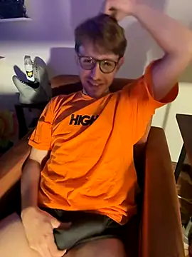 Snapshot of ricdicxs chatting on November 2025 06:02:02 AM ricdicxs online show from November 2025 06:02:02 AM