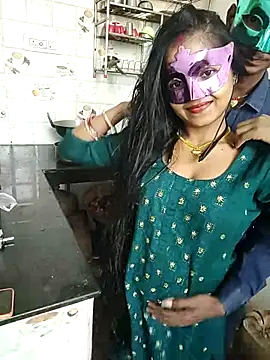 Snapshot of LOVE568 chatting on November 2025 06:19:02 AM LOVE568 online show from November 2025 06:19:02 AM