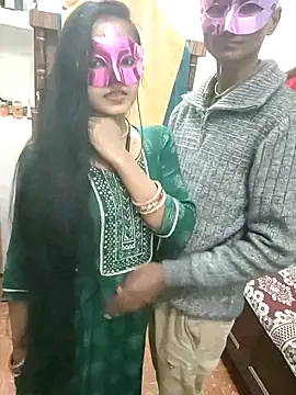 Snapshot of LOVE568 chatting on December 2025 06:00:01 AM LOVE568 online show from December 2025 06:00:01 AM