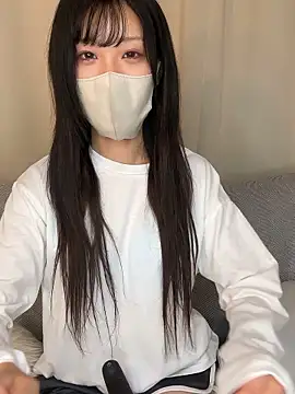 Snapshot of emiiiii1001 chatting on December 2025 04:07:02 AM emiiiii1001 online show from December 2025 04:07:02 AM