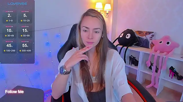 Snapshot of Little_Rockk chatting on October 2025 04:21:02 AM Little Rockk online show from October 2025 04:21:02 AM