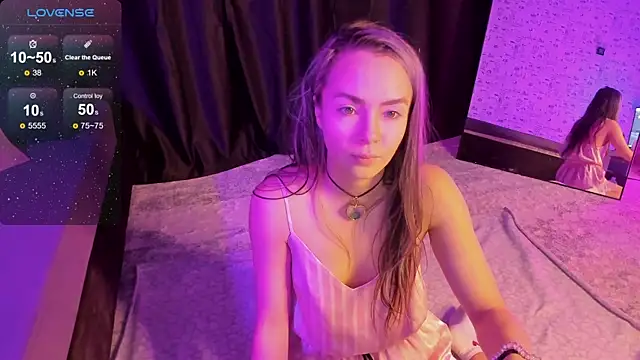 Snapshot of Little_Rockk chatting on October 2025 04:49:02 AM Little Rockk online show from October 2025 04:49:02 AM