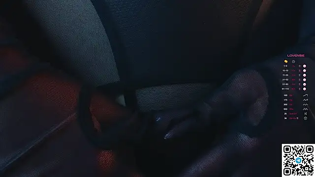 GildedKitten online show from September 2025 06:13:02 PM