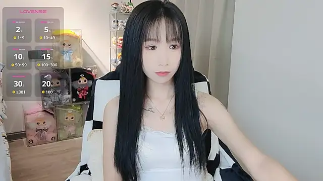 Snapshot of M-OTT_ chatting on December 2025 02:47:01 PM M-OTT online show from December 2025 02:47:01 PM