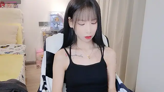 Snapshot of M-OTT_ chatting on December 2025 09:16:02 AM M-OTT online show from December 2025 09:16:02 AM