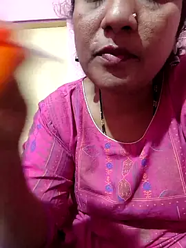 Snapshot of Aunty_Boy_143 chatting on September 2025 11:46:02 AM Aunty Boy 143 online show from September 2025 11:46:02 AM