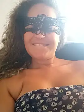 RaphinhaSanches online show from January 2026 12:07:02 PM