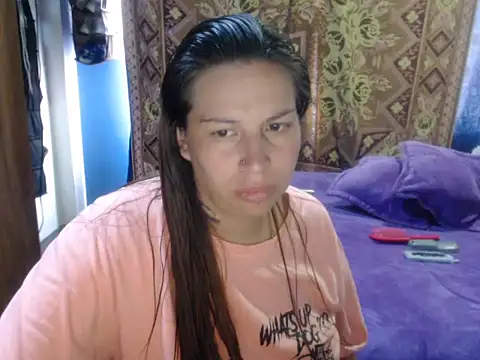 Snapshot of cloequeen15 chatting on May 2026 03:51:02 PM cloequeen15 online show from May 2026 03:51:02 PM