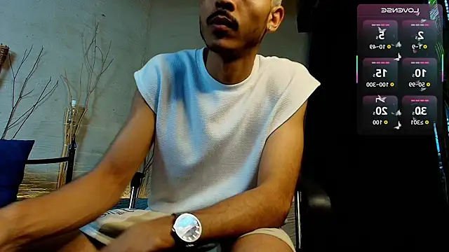 Snapshot of MarcusRain_ chatting on October 2025 07:42:02 PM MarcusRain online show from October 2025 07:42:02 PM