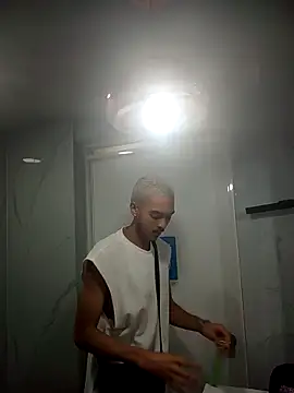 Snapshot of MarcusRain_ chatting on October 2025 02:32:02 PM MarcusRain online show from October 2025 02:32:02 PM