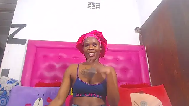 LoloQueen5 online show from May 2026 08:16:01 PM