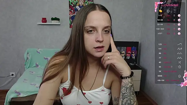 Snapshot of Violetwin chatting on September 2025 11:22:02 AM Violetwin online show from September 2025 11:22:02 AM