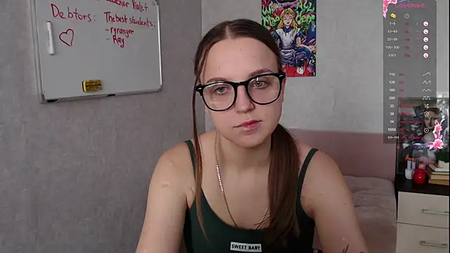 Snapshot of Violetwin chatting on October 2025 06:58:02 AM Violetwin online show from October 2025 06:58:02 AM