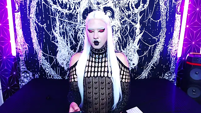 naomi satan online show from May 2026 11:55:02 PM