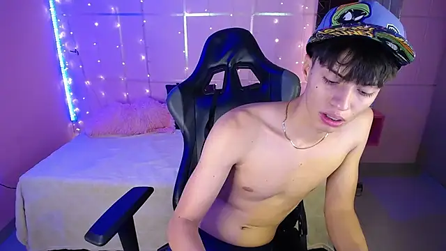 Justin gray  online show from September 2025 08:45:01 PM