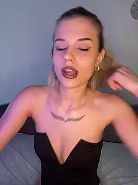 AishaKali online show from February 2026 09:48:01 AM