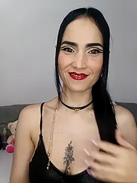 Snapshot of jamila_zair chatting on October 2025 06:01:01 PM jamila zair online show from October 2025 06:01:01 PM