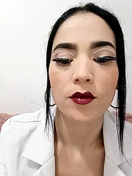 Snapshot of jamila_zair chatting on November 2025 01:21:02 PM jamila zair online show from November 2025 01:21:02 PM