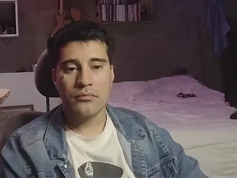 Snapshot of parca13 chatting on November 2025 04:44:01 AM parca13 online show from November 2025 04:44:01 AM