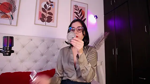 Snapshot of barbyehot chatting on March 2026 09:11:01 PM barbyehot online show from March 2026 09:11:01 PM