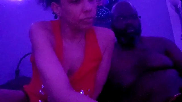 puddled wonderland online show from November 2025 06:58:02 AM