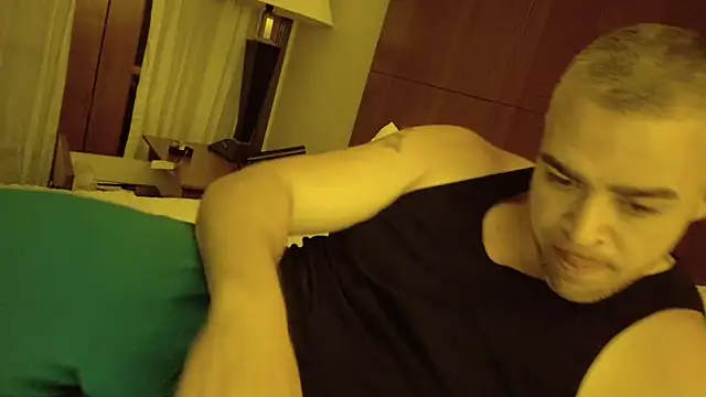 Snapshot of Dallasbest214 chatting on March 2026 12:42:02 PM Dallasbest214 online show from March 2026 12:42:02 PM