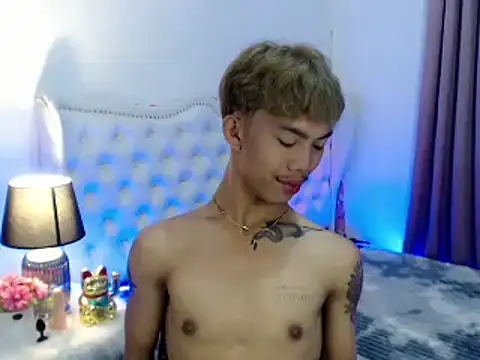 Snapshot of jersthebigfuckerxxx chatting on October 2025 07:44:02 PM jersthebigfuckerxxx online show from October 2025 07:44:02 PM