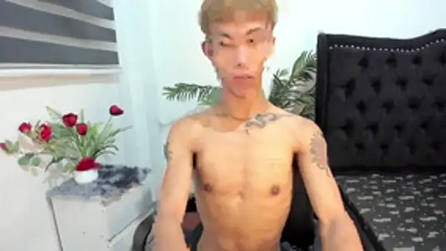 Snapshot of jersthebigfuckerxxx chatting on October 2025 05:44:02 AM jersthebigfuckerxxx online show from October 2025 05:44:02 AM