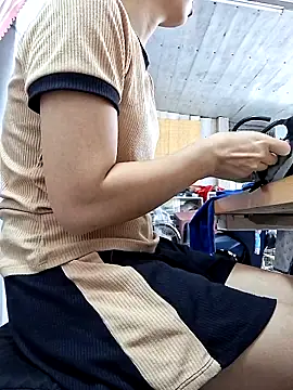 irina hana online show from October 2025 01:36:02 AM