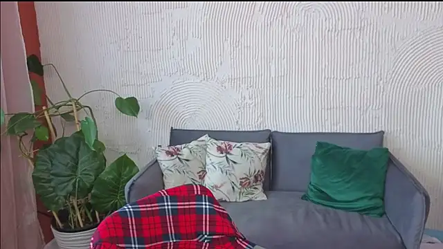 Vel1ka online show from September 2025 09:43:01 AM