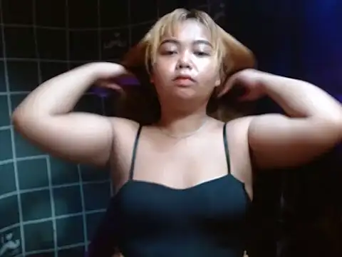 Snapshot of Hajaima chatting on November 2025 02:39:02 PM Hajaima online show from November 2025 02:39:02 PM