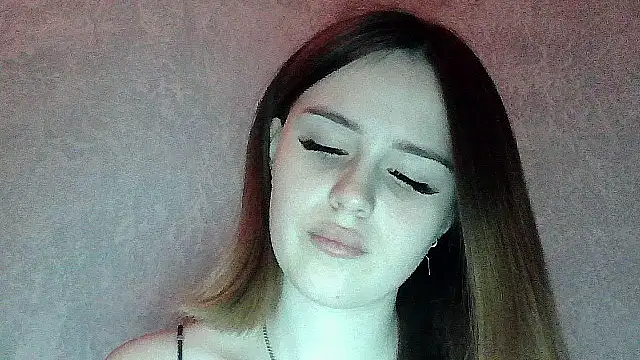 SweetLoraa online show from November 2025 03:01:02 PM