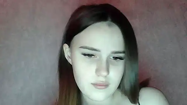 SweetLoraa online show from March 2026 07:42:01 PM