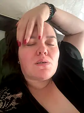 SunnyLeila2101 online show from October 2025 10:25:01 AM