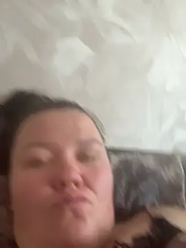 SunnyLeila2101 online show from May 2026 04:26:02 PM