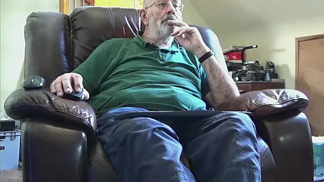 janzer13 online show from March 2026 02:00:01 PM