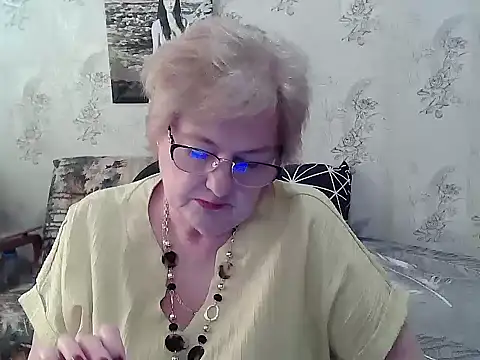 Renata62011 online show from May 2026 12:43:02 PM