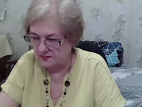 Renata62011 online show from June 2026 12:15:01 PM