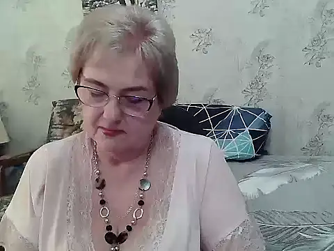 Renata62011 online show from June 2026 12:53:01 PM