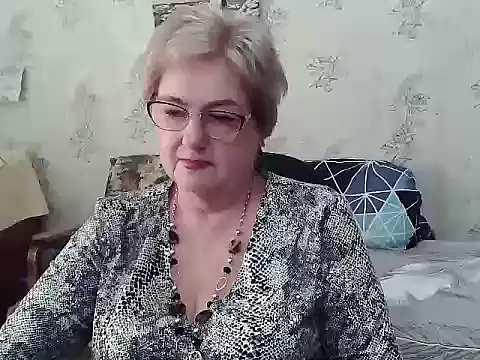 Renata62011 online show from June 2026 12:08:01 PM