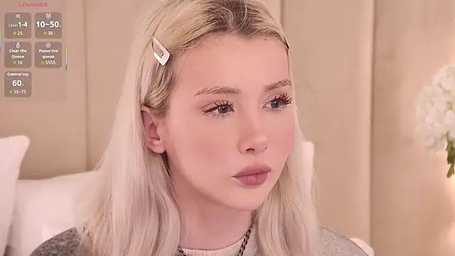 Nesolla online show from September 2025 09:30:01 PM