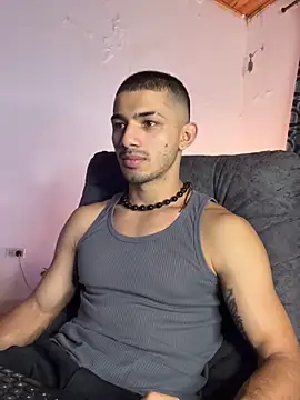 ArturoCardona  online show from October 2025 12:35:01 PM