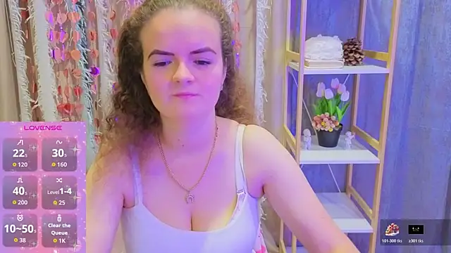 Luisa Rosee online show from November 2025 08:18:01 PM