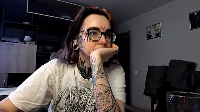 HighelikeGirl online show from September 2025 10:04:02 AM