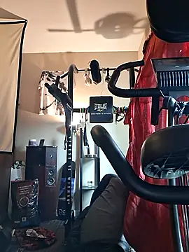 KeYBuMp323 online show from October 2025 03:09:02 PM