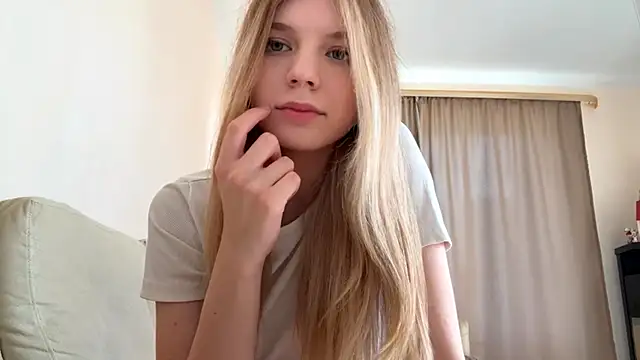 FruityXo online show from October 2025 11:30:02 AM