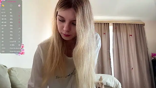 FruityXo online show from June 2026 10:41:01 AM